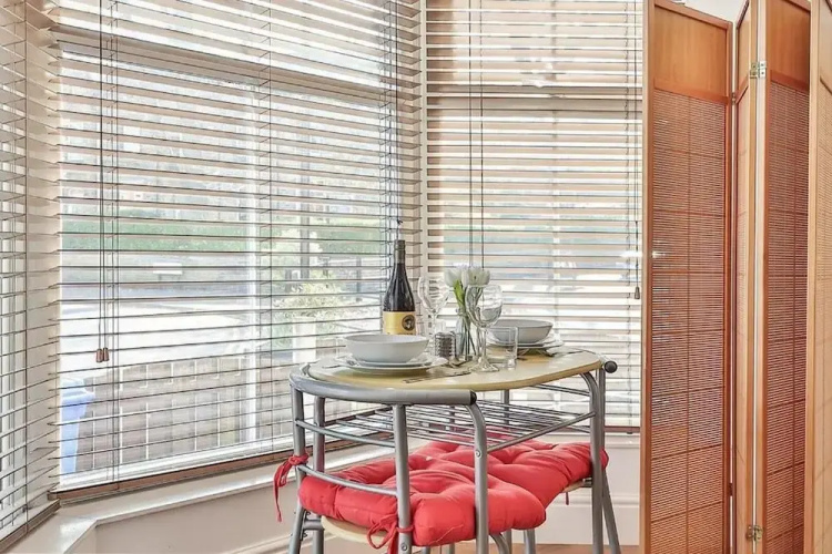 NEW Sleek Studio Apartment - Central Sheffield