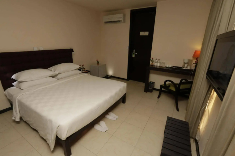 East Hotel