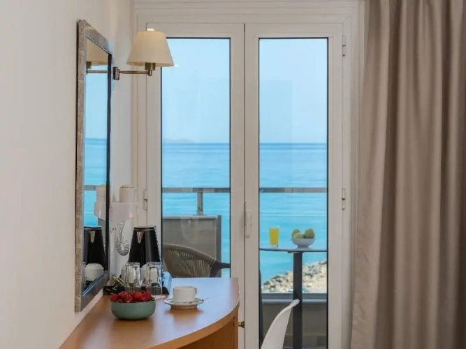 Standard Double room with balcony and with sea view