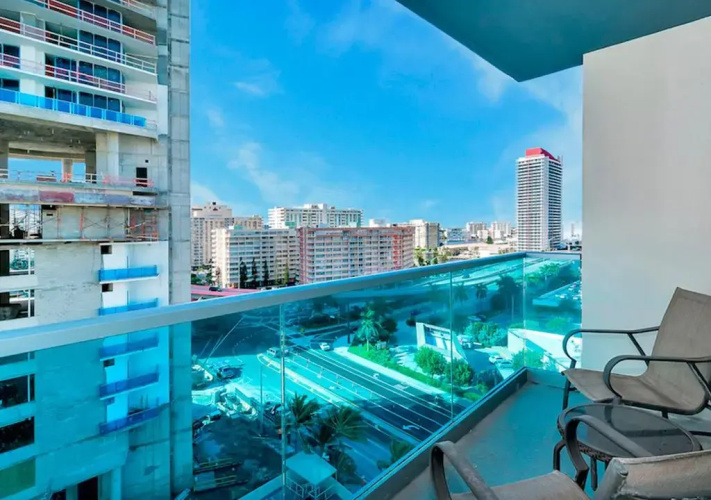 Hallandale 11D