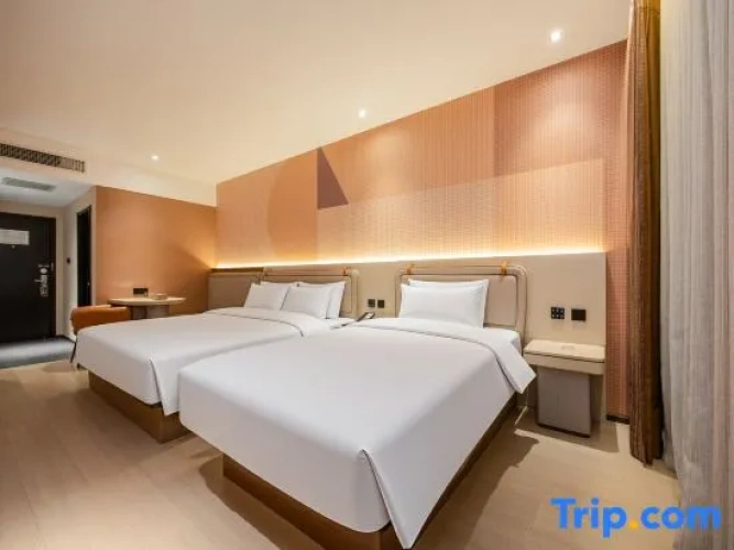 Deluxe Double Family room