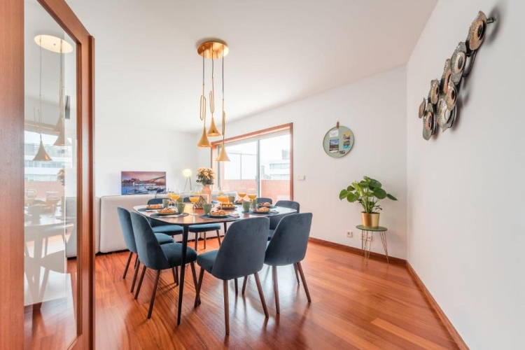 Deluxe Apartment