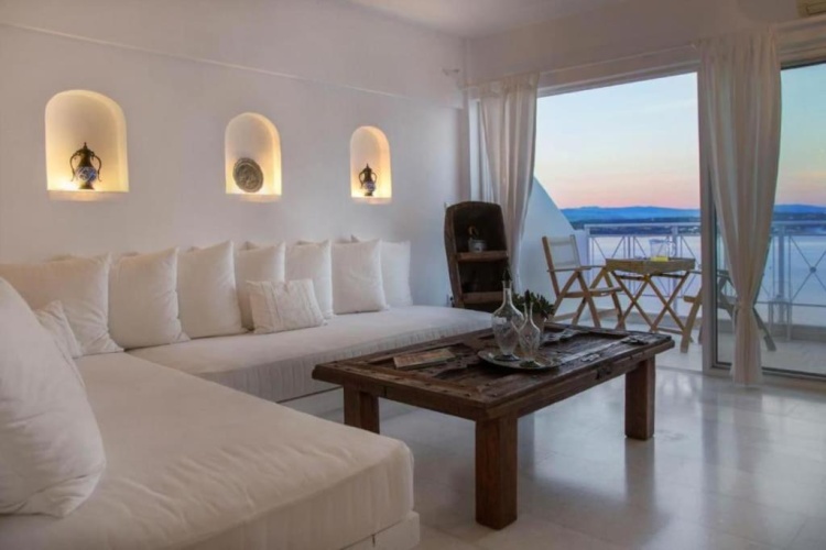 2 Bedrooms Cottage