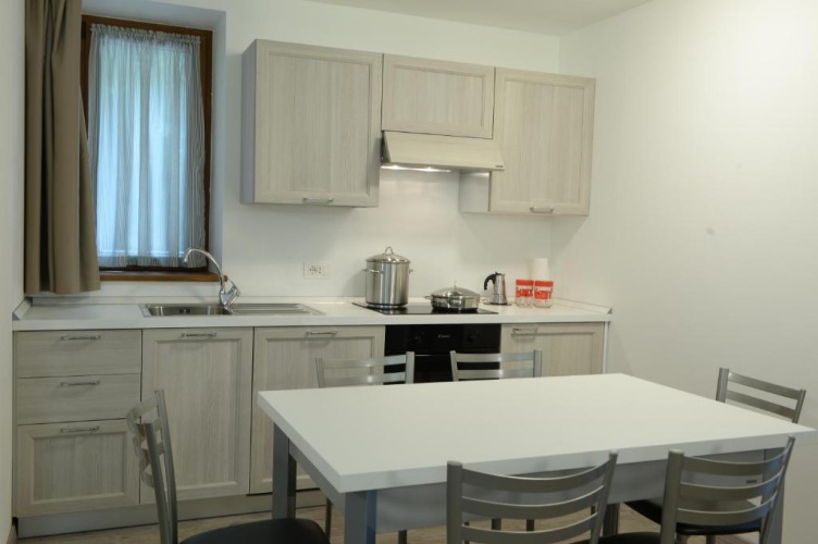1 Bedroom Apartment