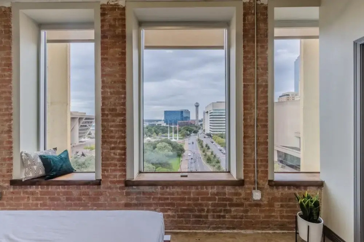 Abode Dallas - Downtown Convention Center