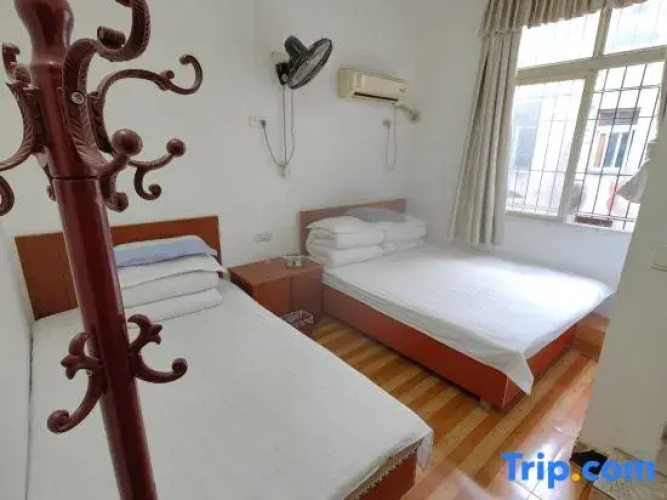 Yanfeng Hostel