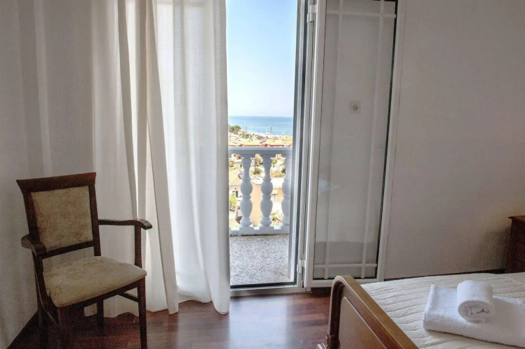 Golden Beach Agiocampos Hotel