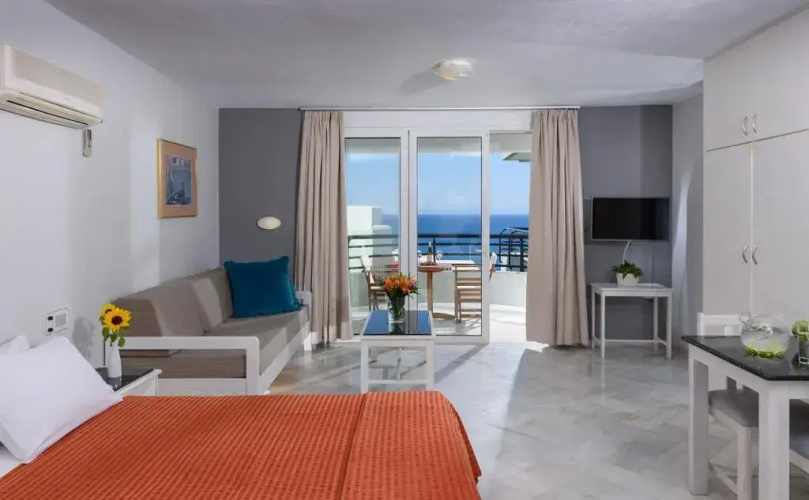 Alantha Apartments