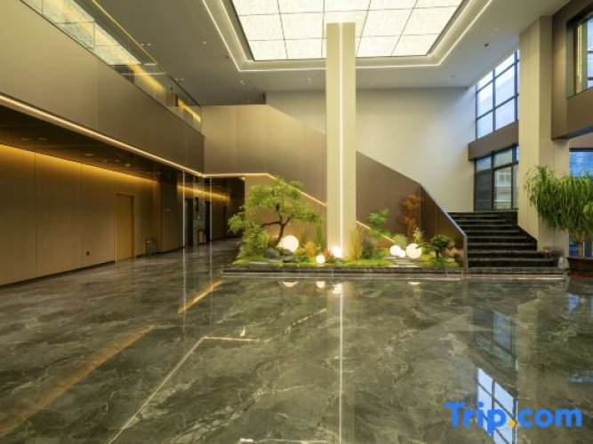 Welcome Building Hotel