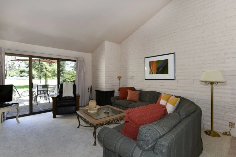 16 Fairways 2 Bedroom Condo by RedAwning