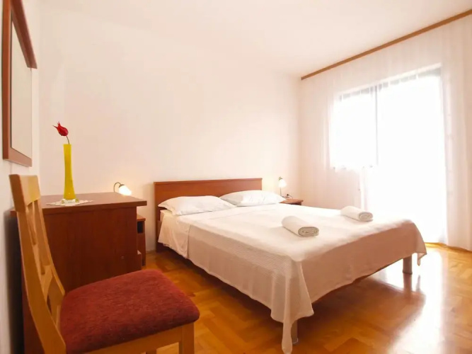 Apartment 1595
