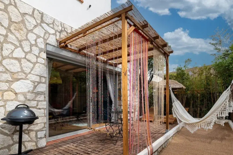 Studio La Roulotte du Tzigane, Mandara Beach