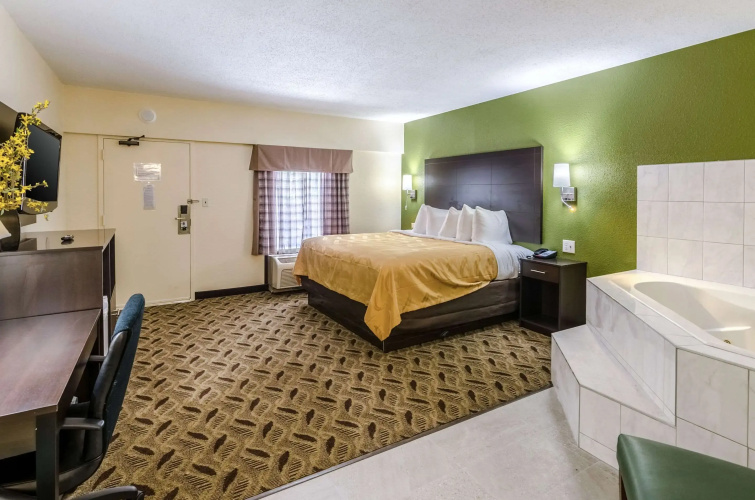 Quality Inn Tanglewood