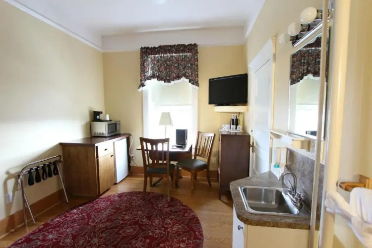 Double Suite