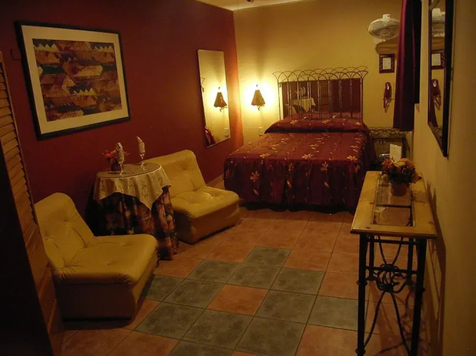 米兰旅馆(Milano Hostal)