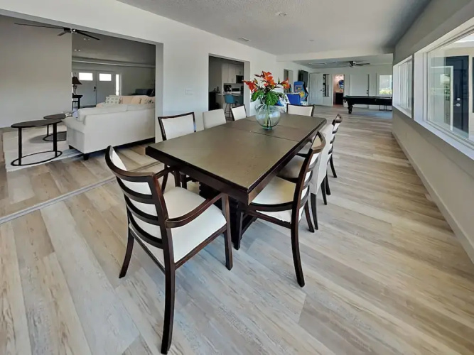 Dolphin View Oasis by Distinctive Beach Rentals