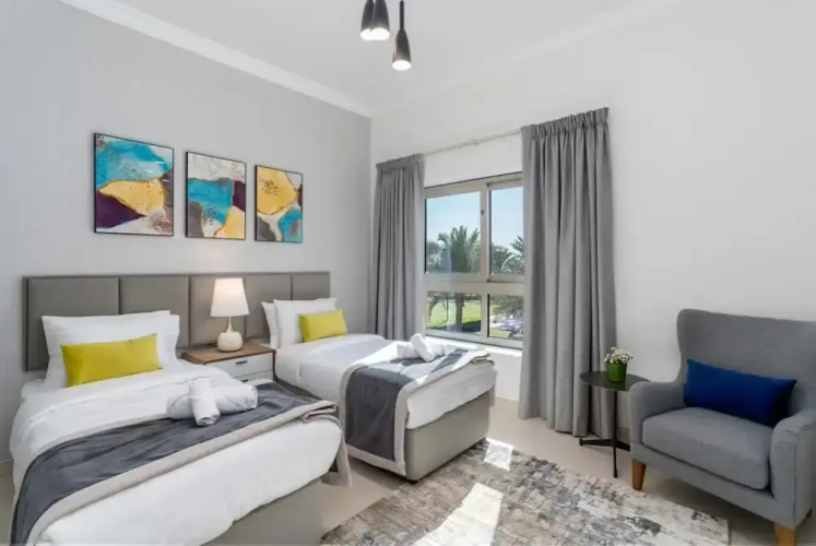3BR Townhouse w Private Pool