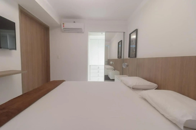 Flat Ocean View III
