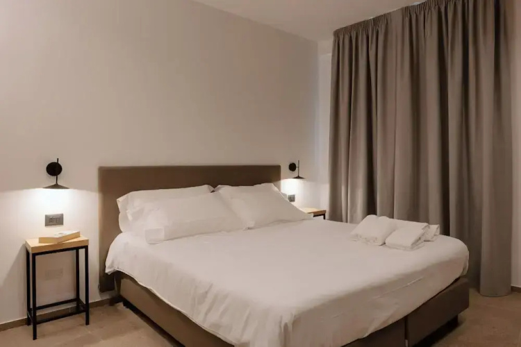 Belladonna Hotel