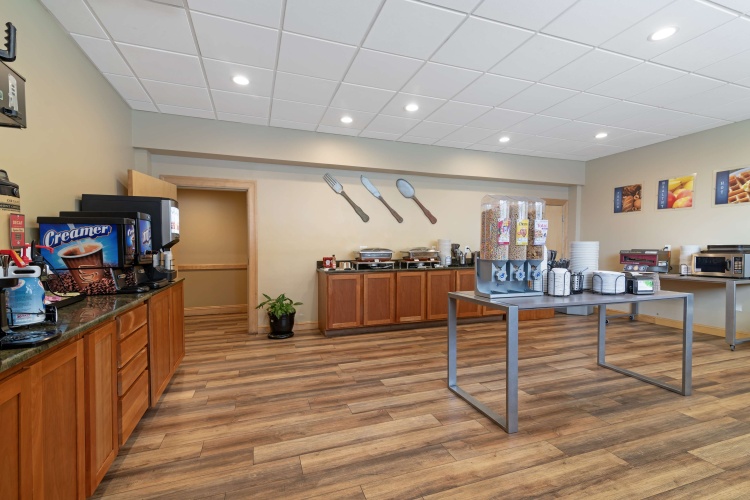 Best Western Plus Windjammer Inn & Conference Center photo 36