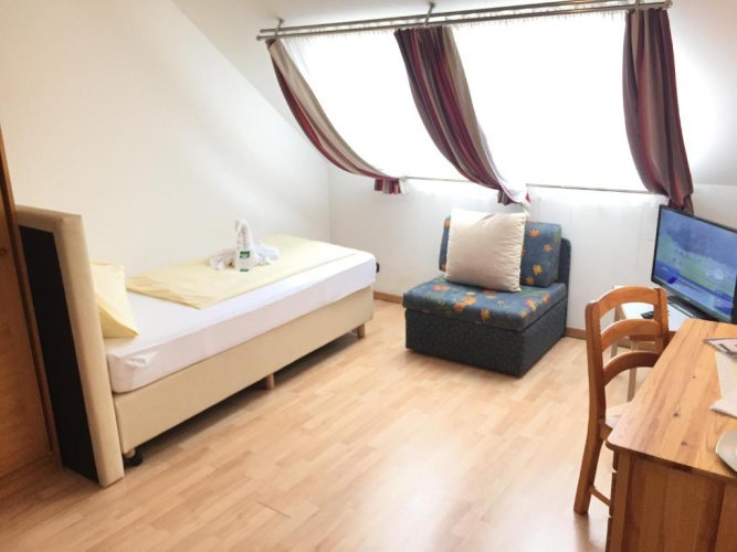 Standard Single room with view