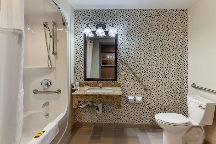 Best Western Plus Woodstock Inn & Suites photo 9