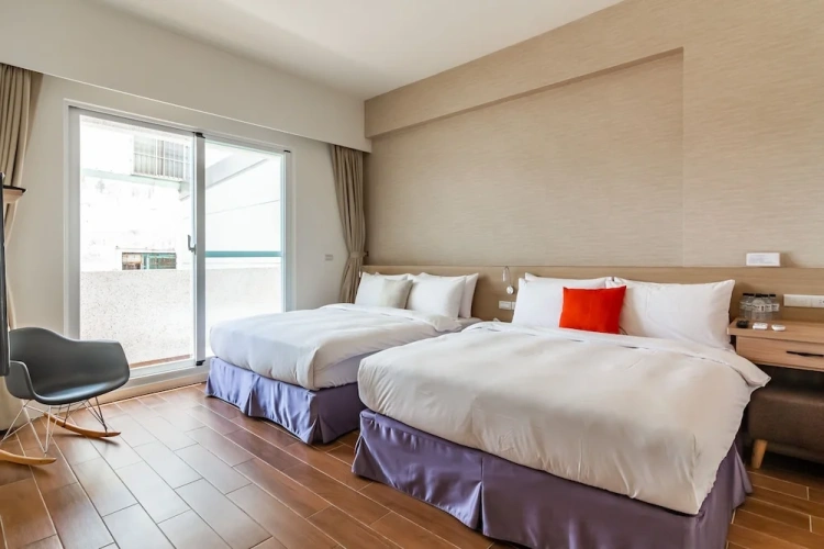 Standard Quadruple room with balcony