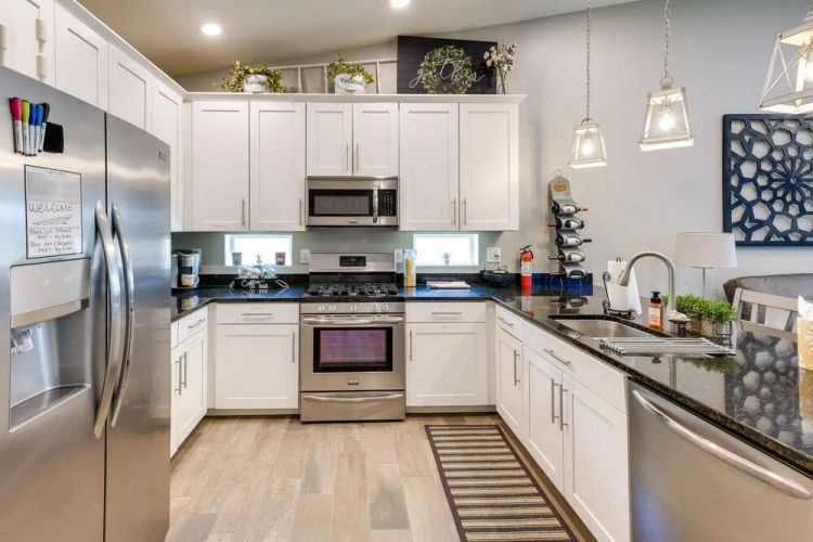 3 Bedrooms Cottage