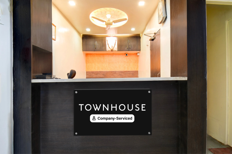 Townhouse Balewadi Stadium Pune Hotel Sarovar