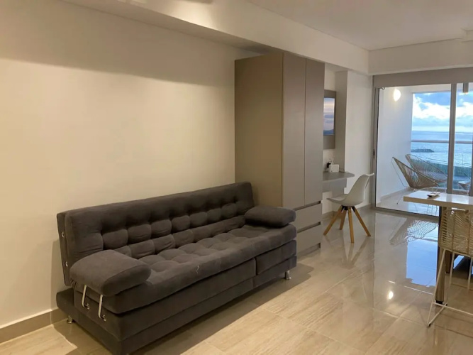 w Bright Loft w Ocean View in Crespo