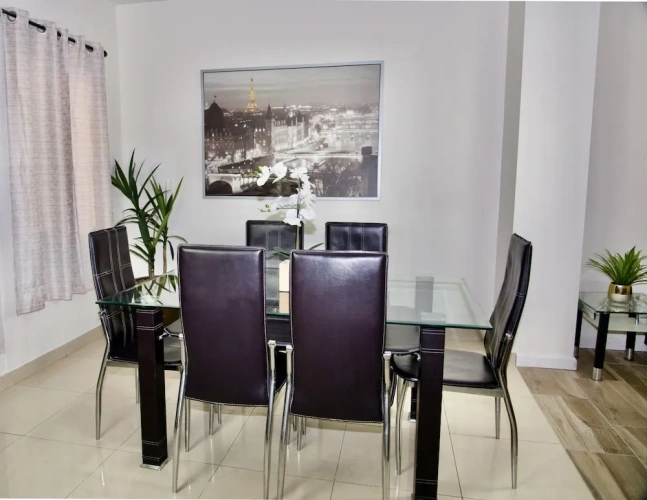 2 Bedrooms Luxury Apartment