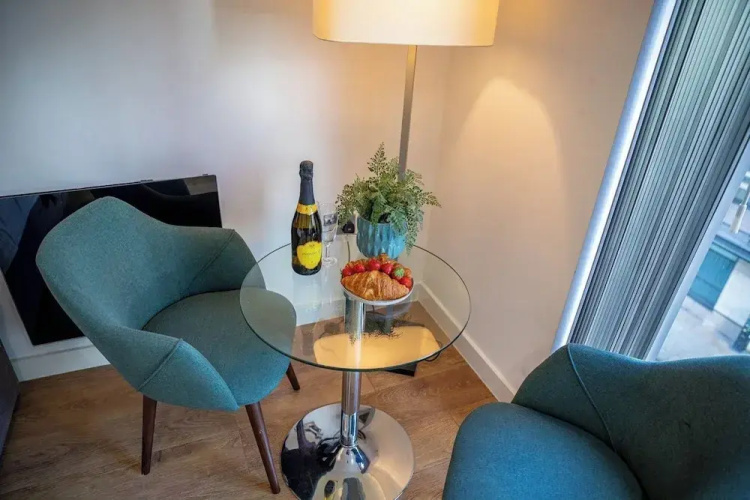Sheffield 3rd fl City Studio Apartment
