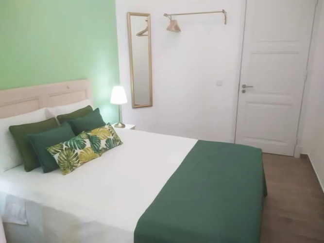 Casa c/ Piscina e Terraço em Faromystay