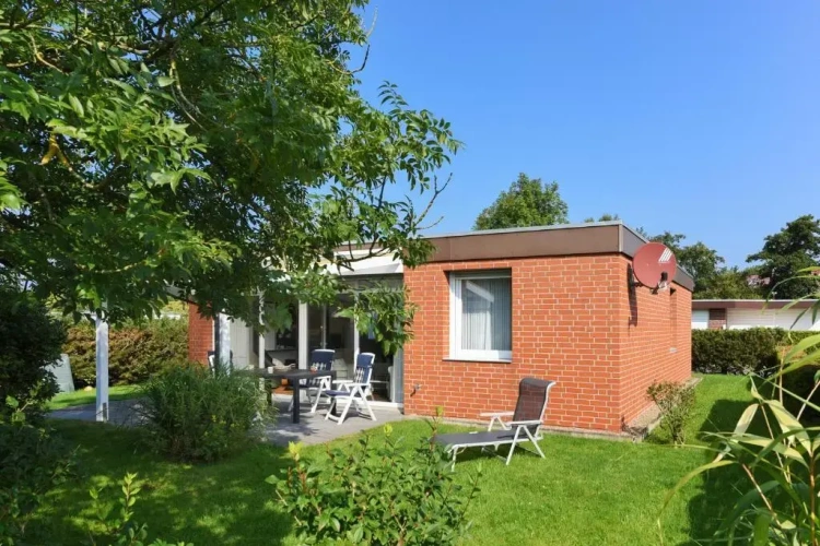 2 Bedrooms Cottage