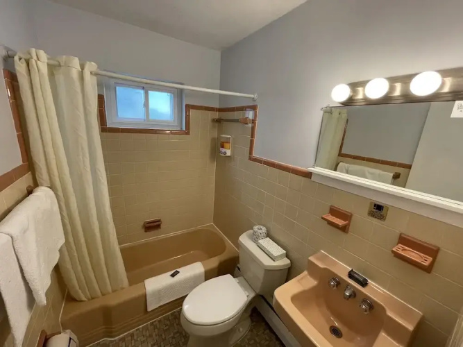 RusMar Motel