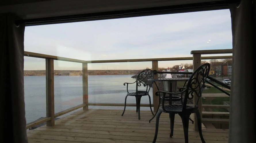 Fundy Complex Dockside Suites