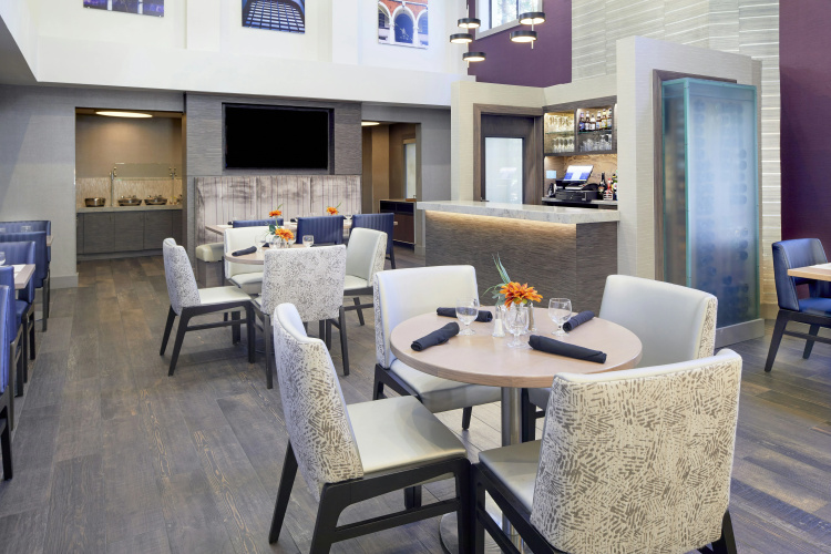 DoubleTree by Hilton Hotel Atlanta - Alpharetta photo 27