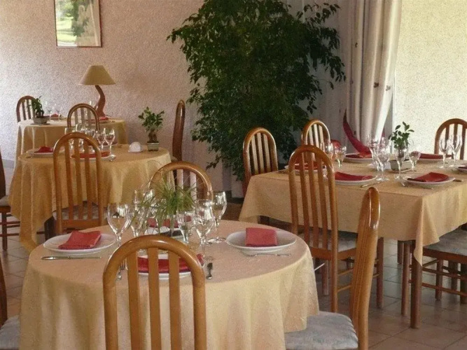 Hôtel Les Vallons du Lac