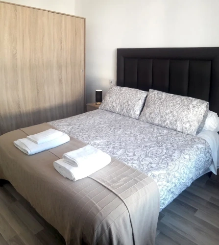 3 Bedrooms Apartment