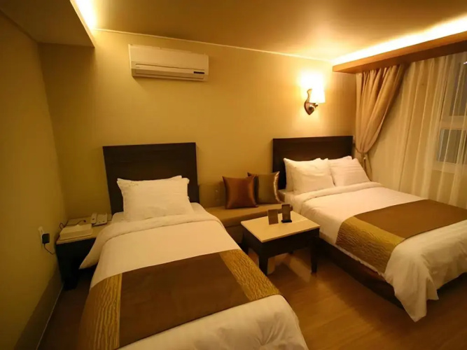 L'S Hotel