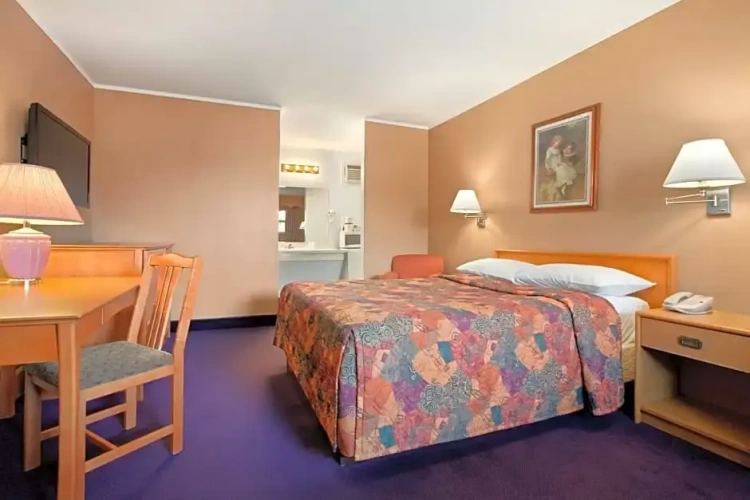Standard room