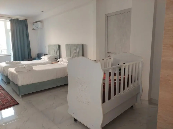 Areni Lodge