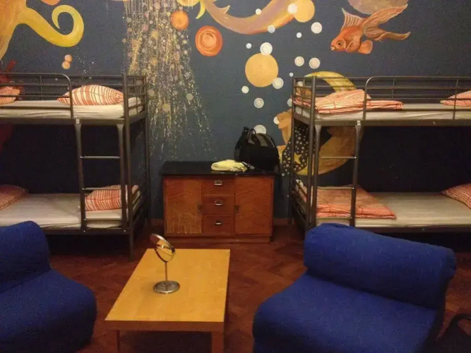 Art Hole Hostel