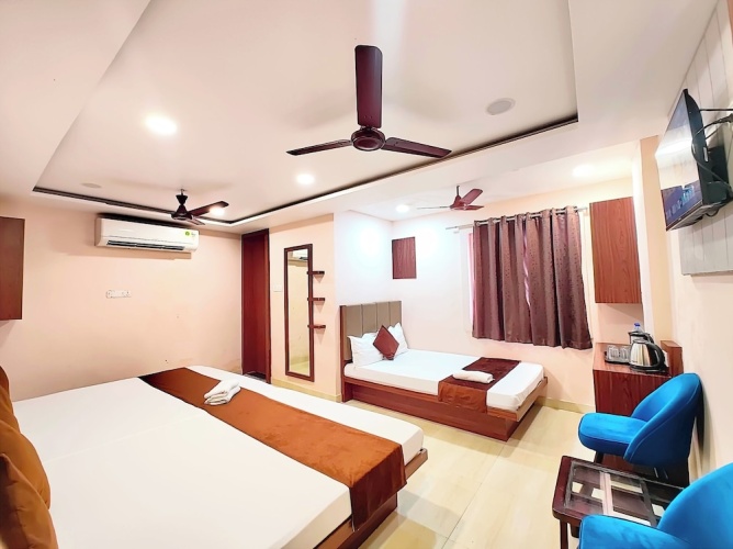 Deluxe Quadruple room
