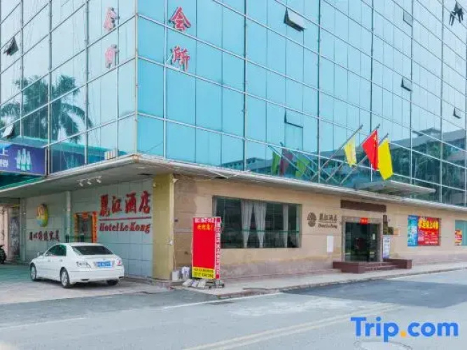 Lijiang Hotel