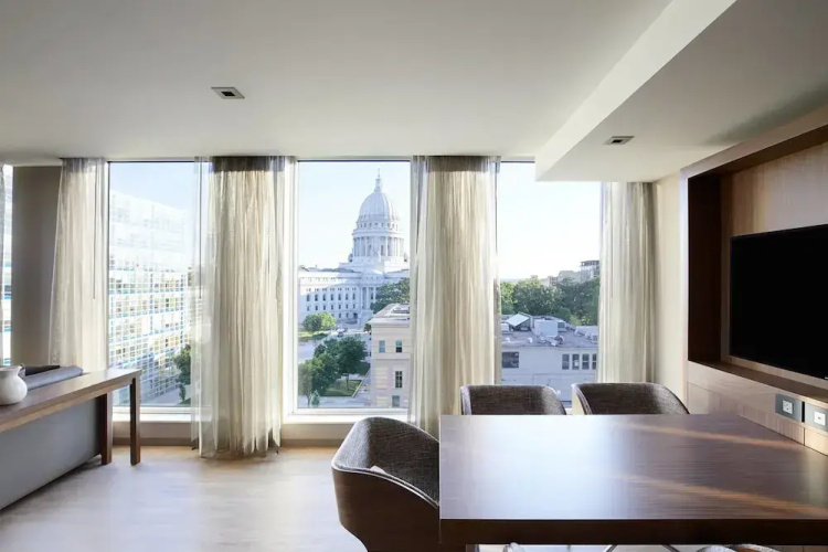 AC Hotel Madison Downtown