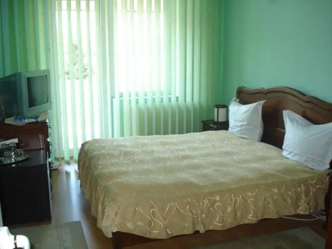 Standard Double room with view