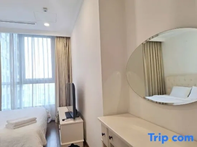 1 Bedroom Apartment with balcony
