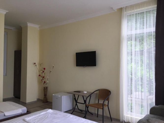 Standard Triple room with balcony