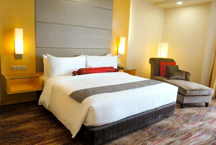 The Waterfront Hotel